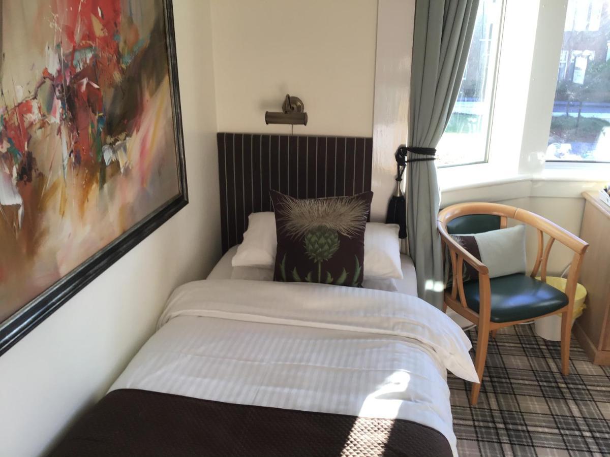 Woodvale Bed & Breakfast Balloch Bagian luar foto